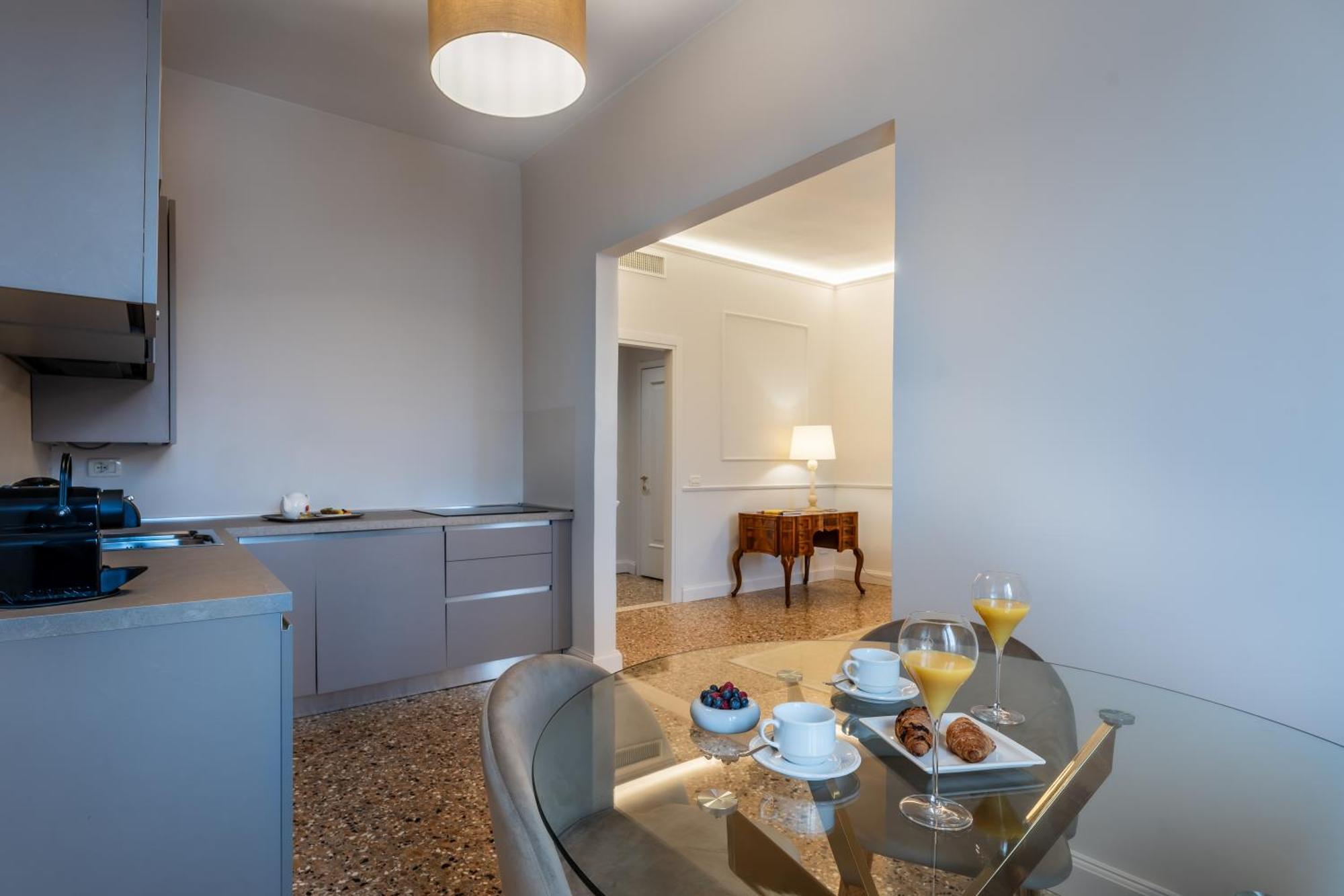 San Vio Palace Luxury Apartments Βενετία Εξωτερικό φωτογραφία