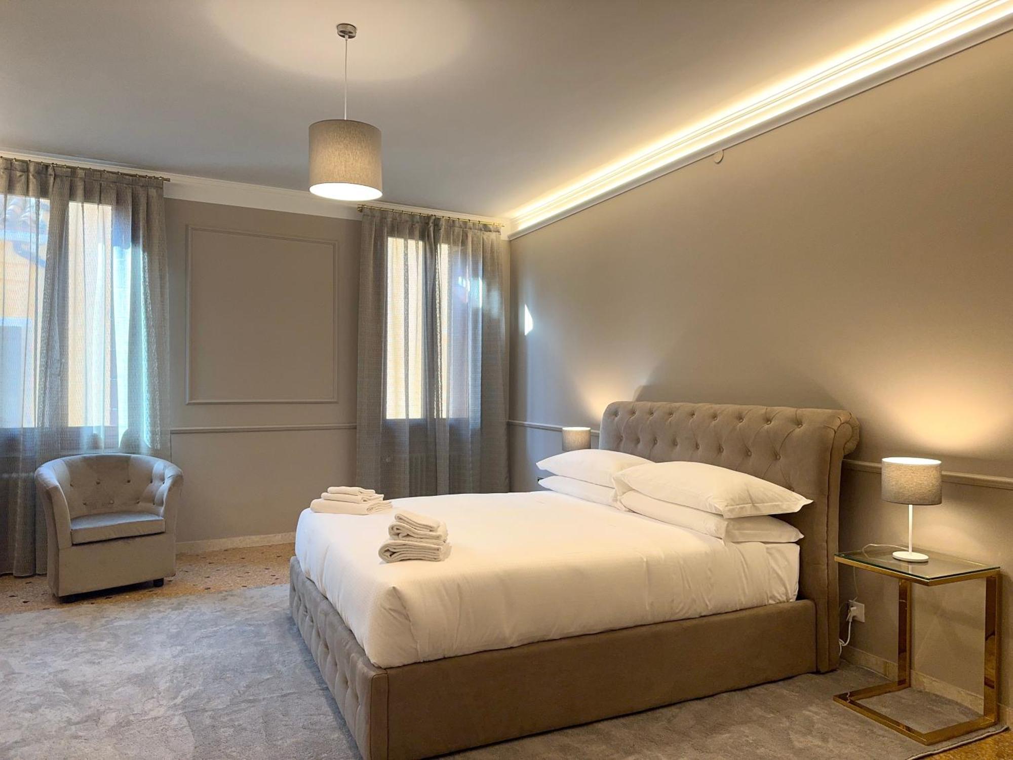 San Vio Palace Luxury Apartments Βενετία Εξωτερικό φωτογραφία