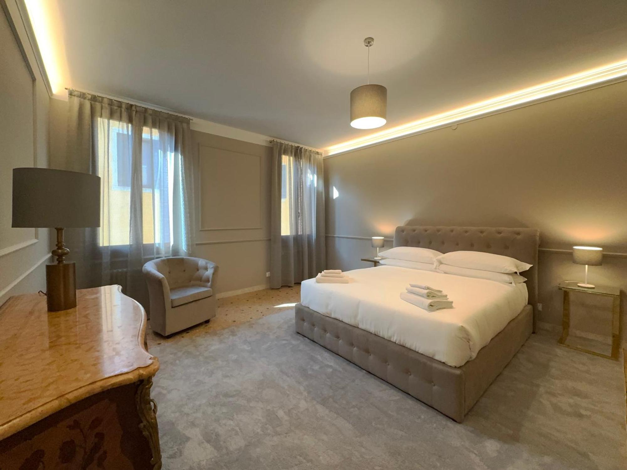 San Vio Palace Luxury Apartments Βενετία Εξωτερικό φωτογραφία